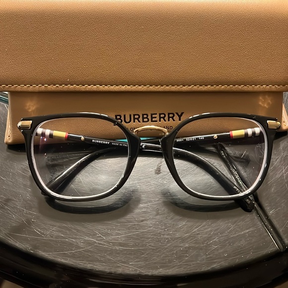 Burberry Accessories - Burberry glasses. Chic